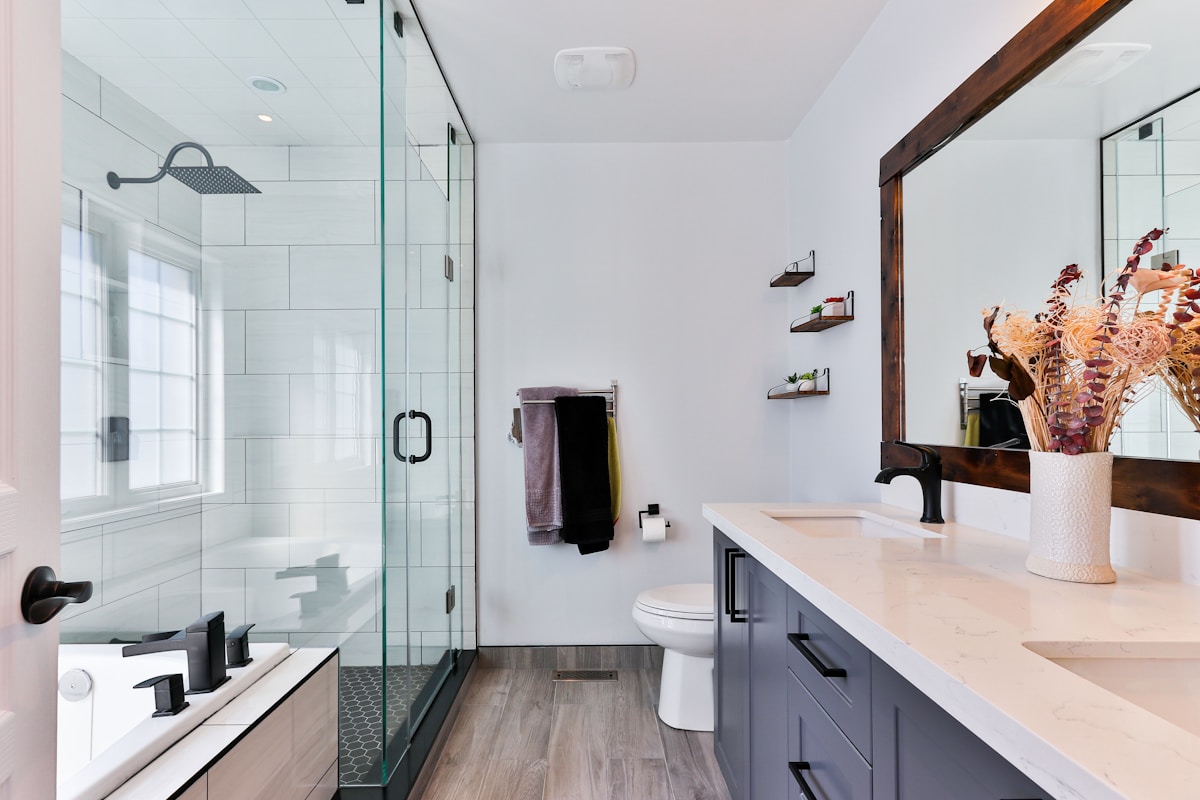 Luxurious clean bathroom